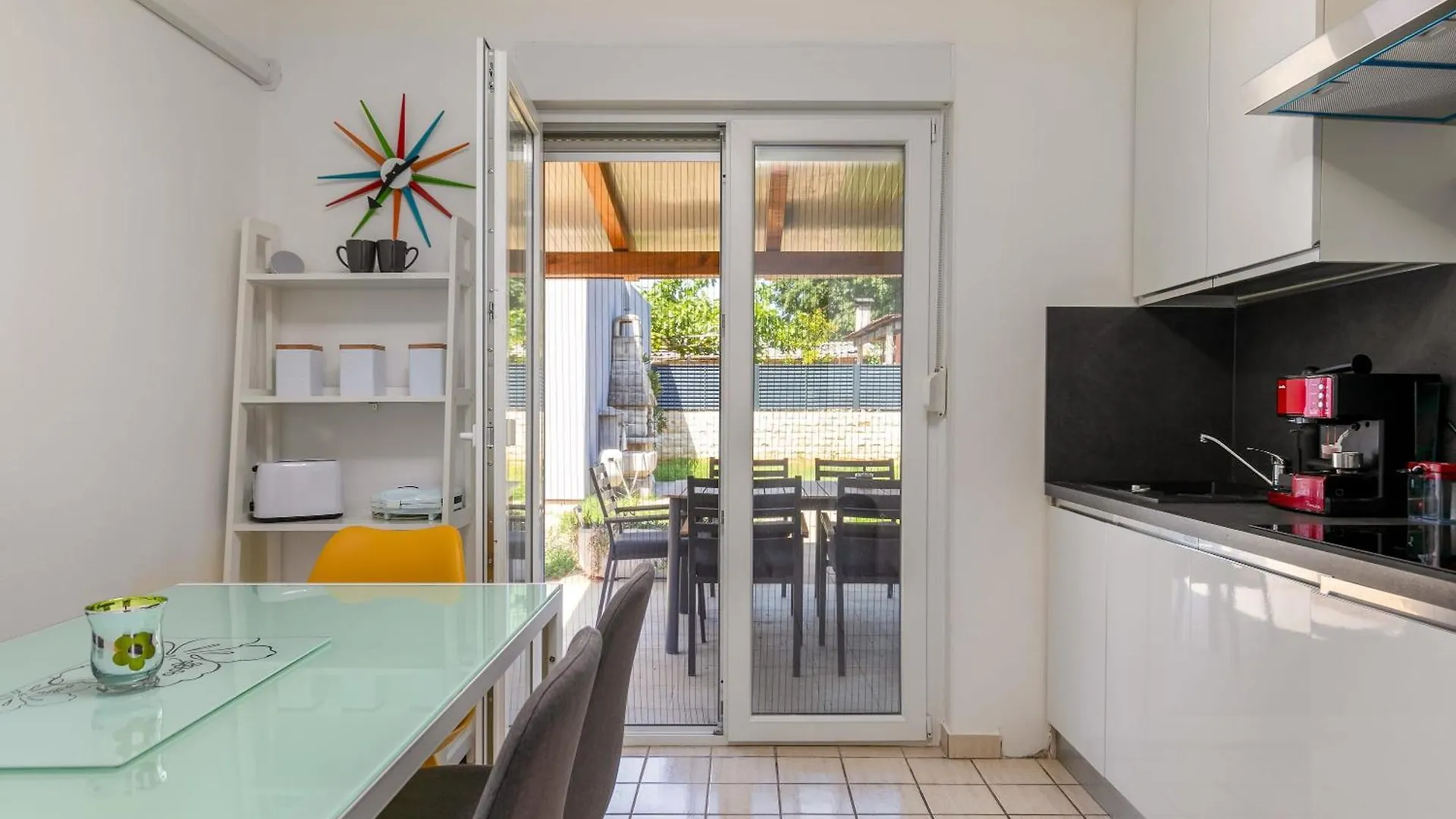 Two-Bedroom App 'Castegner' With Garden & Free Parking Pula Apartment